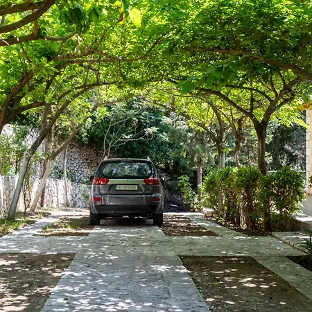 Vila Hills *