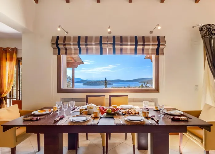 Hills Villa Nydri (Lefkada)